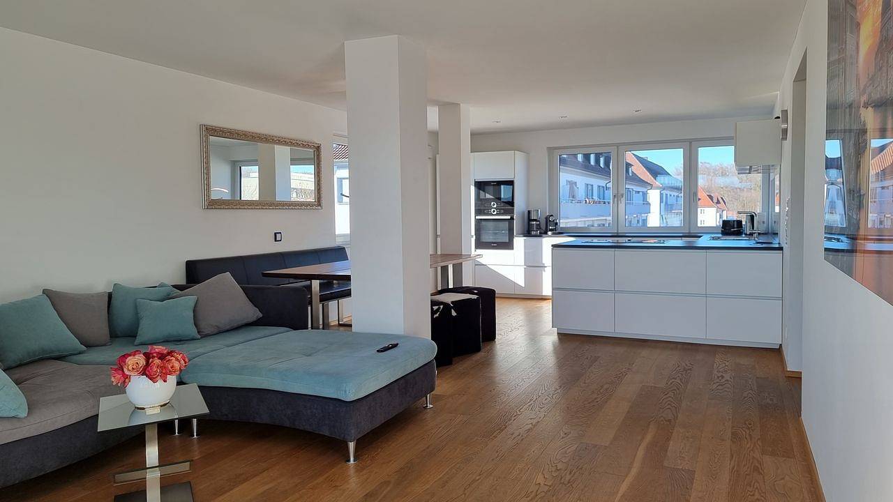Ganze Ferienwohnung, Ferienwohnung für 6 Personen (119 m²) in Friedrichshafen in Friedrichshafen, Region Bodensee-Oberschwaben