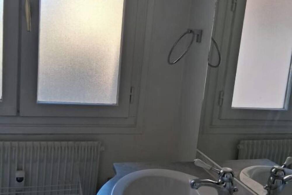 Ganze Wohnung, Lovely, well-appointed F2 in Cusset, Vichy und Umgebung