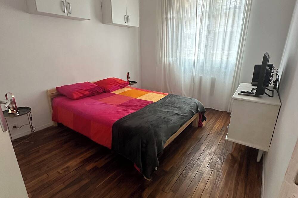 Appartement De Vacances pour 2 Personnes dans Clichy, Hauts-de-Seine