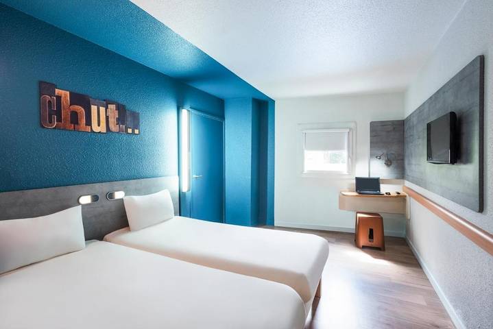 Hôtel pour 2 personnes, animaux acceptés à Le Petit-Quevilly - 2