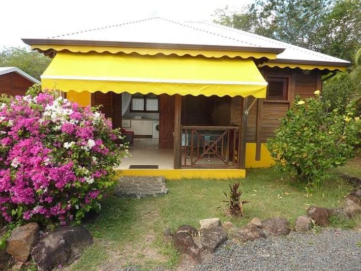 Maison d’hôte pour 4 personnes, avec jardin ainsi que vue et piscine à Deshaies - 3
