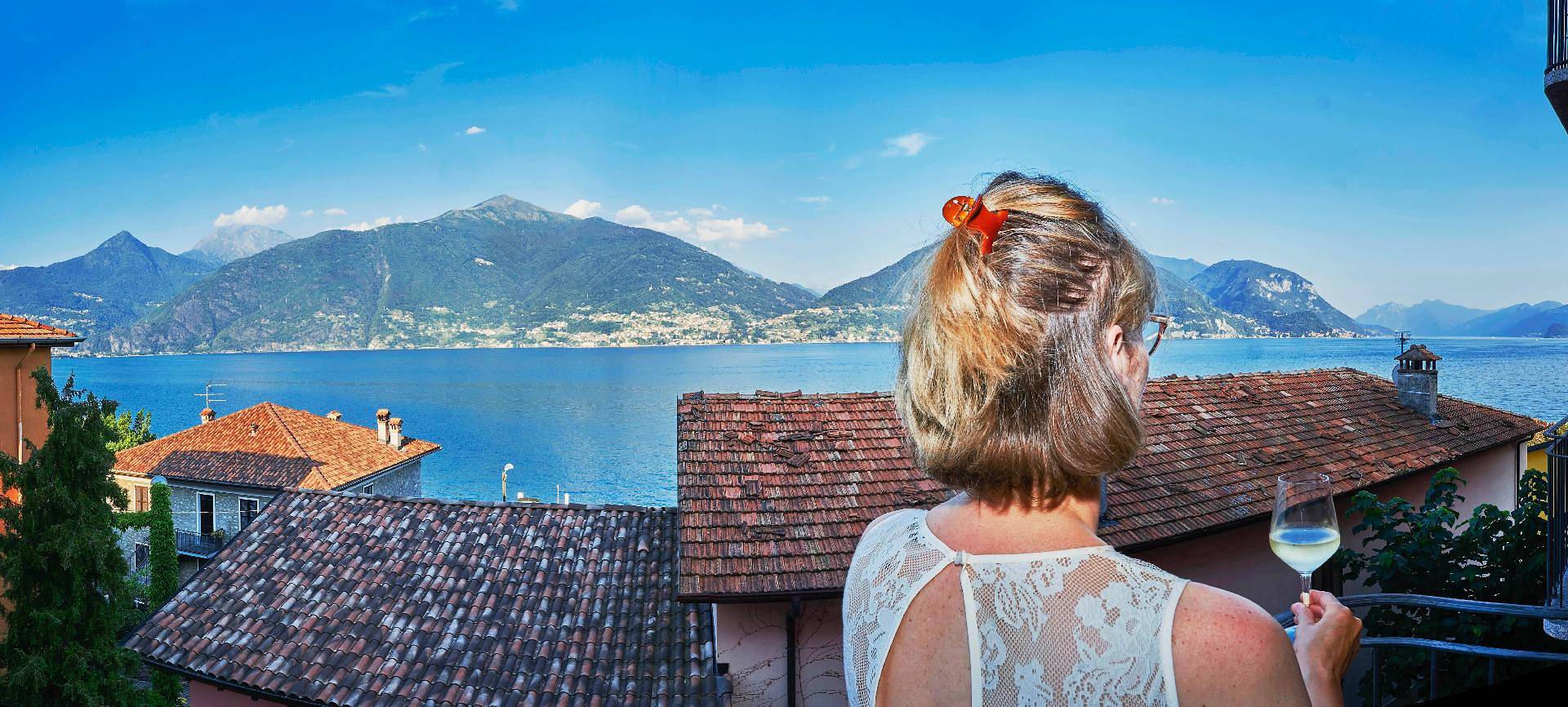 Ganze Ferienwohnung, Appartement "Comomeer" mit Aussicht auf das Wasser in Acquaseria, Comune di San Siro