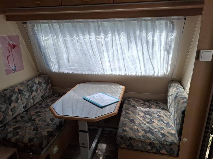 Camping de Retourtour - Wohnwagen 2 personen - „Rosetta“ oder „Violetta“ – ohne Sanitäranlagen in Lamastre, Parc naturel régional des Monts d'Ardèche