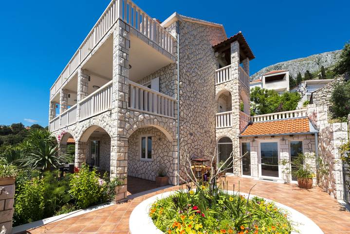 Luxus Villa fuer 10 Gaeste mit beheizten Pool und atemberaubenden Meerblick in Soline Dubrovnik, Općina Župa dubrovačka