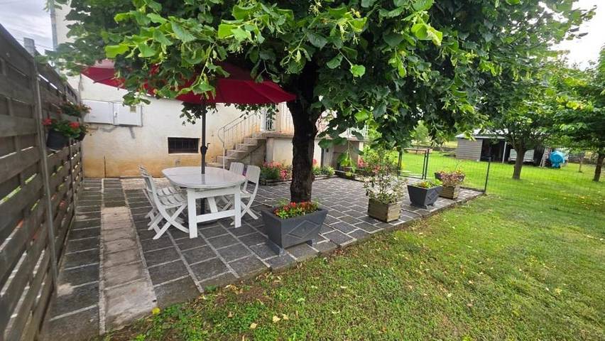 Gîte pour 4 personnes, avec jardin et vue, animaux acceptés à Saint-Côme-d'Olt - 2