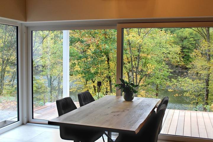 Ferienhaus für 4 Personen, mit Terrasse und Sauna sowie Ausblick und Seeblick in der Eifel - 4