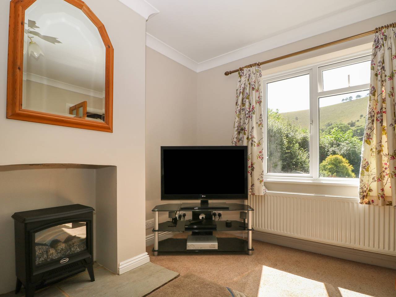 1 Paythorne Farm Cottages in Fulking, West Sussex