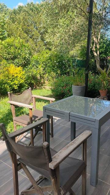 Location de vacances pour 5 personnes, avec jardin et terrasse à Gignac