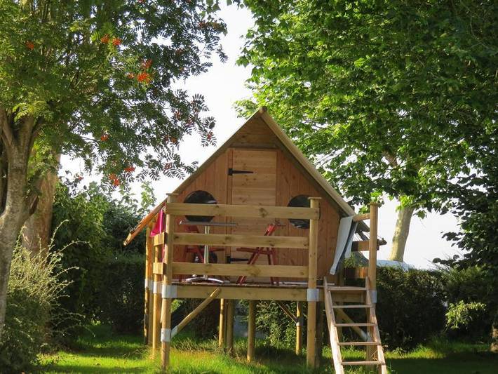 Camping pour 2 personnes, avec bassin pour enfant et piscine dans Plages du débarquement - 3