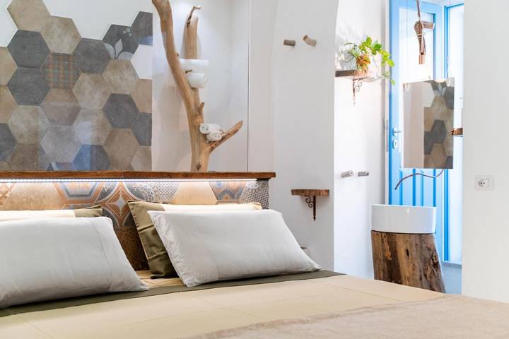 Chambre d’hôte pour 2 personnes, avec balcon ainsi que piscine et jacuzzi à Ugento - 3