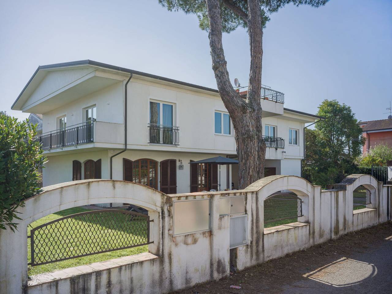 Ganze Wohnung, Grande Appartamento - Grande Appartamento 649.1 in Marina di Massa, Massa
