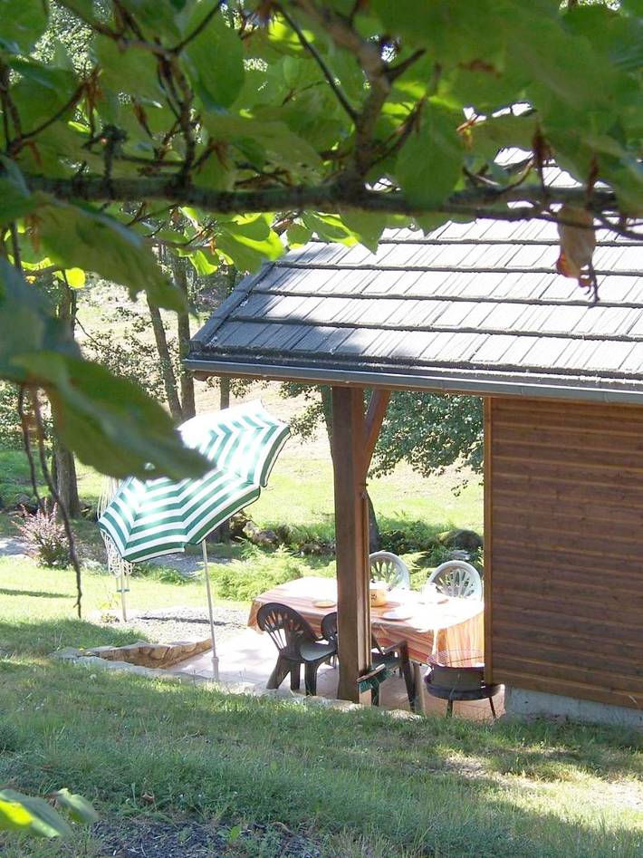 Location de vacances pour 4 personnes, avec vue et jardin à Saint-Genès-Champespe - 3