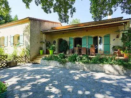 Chambre d’hôte pour 2 personnes, avec piscine et jardin