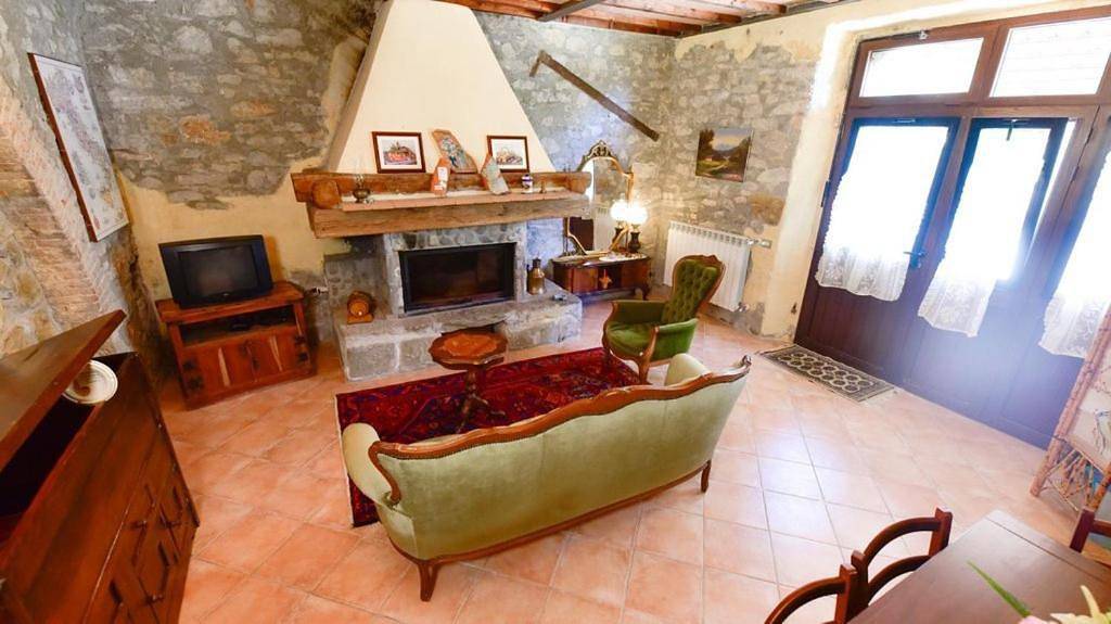 Ganze Wohnung, Three-Bedroom Apartment in Scansano, Grosseto Provinz