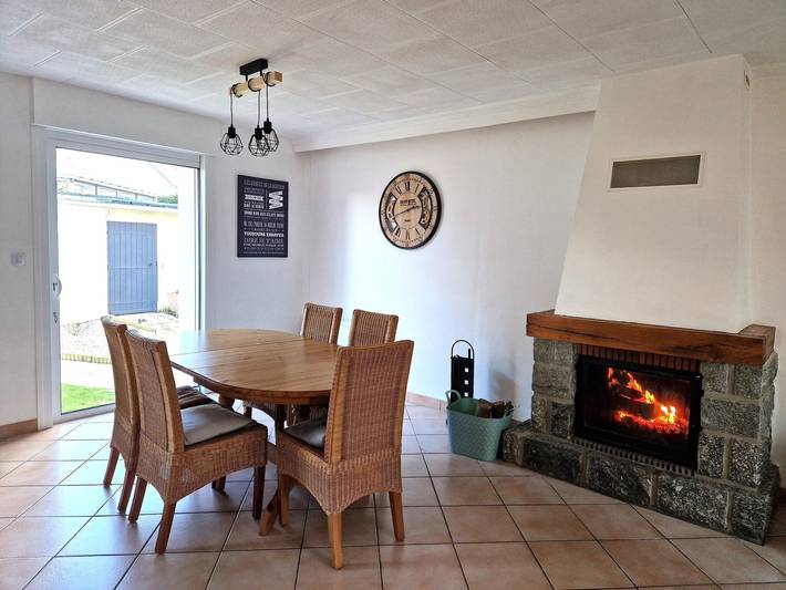 Location de vacances pour 6 personnes, avec terrasse et jardin, adapté aux familles dans Plage De La Banche Binic - 4