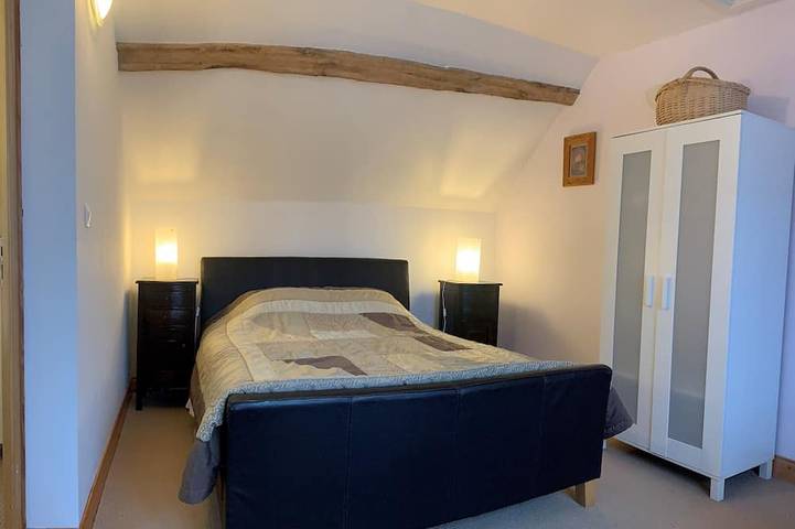 Gîte pour 6 personnes, avec jardin et balcon, animaux acceptés à Juvigny-sous-Andaine - 3