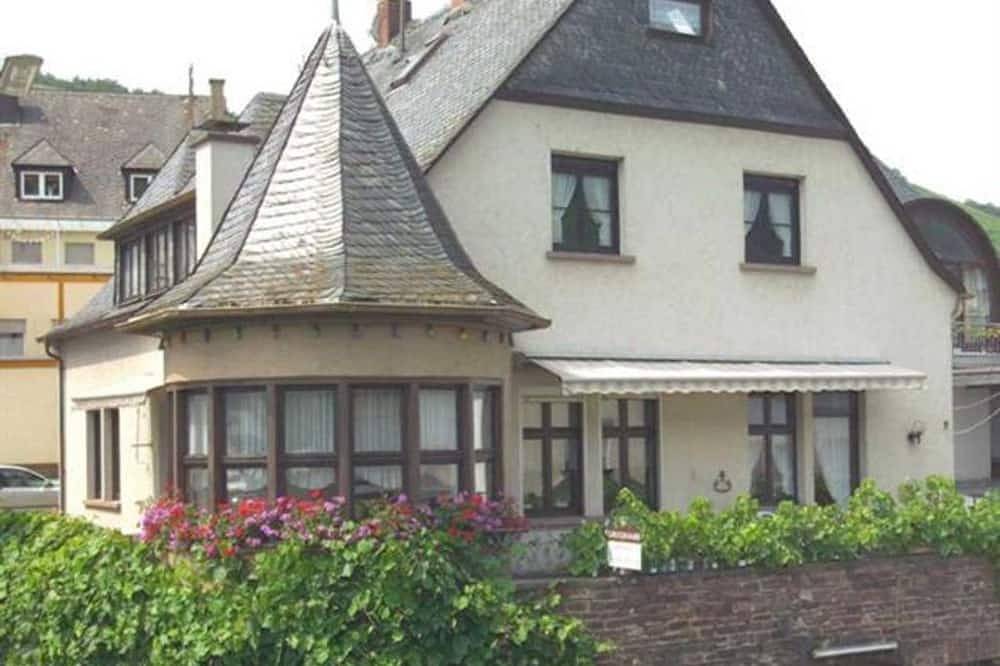 Chambre double douche / Wc / balcon - Winzerhaus Haas-Lenz in Zell Stadt (Mosel), Zell (Mosel)