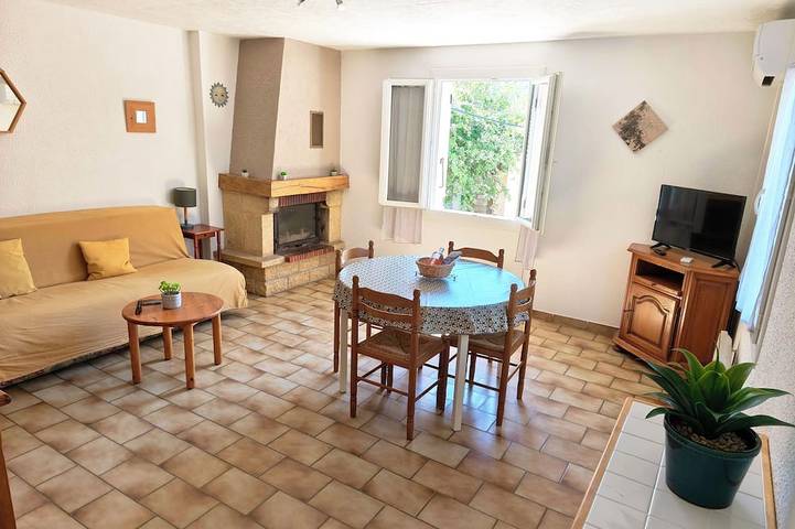 Location de vacances pour 4 personnes, avec jardin ainsi que terrasse et piscine à Balazuc - 4