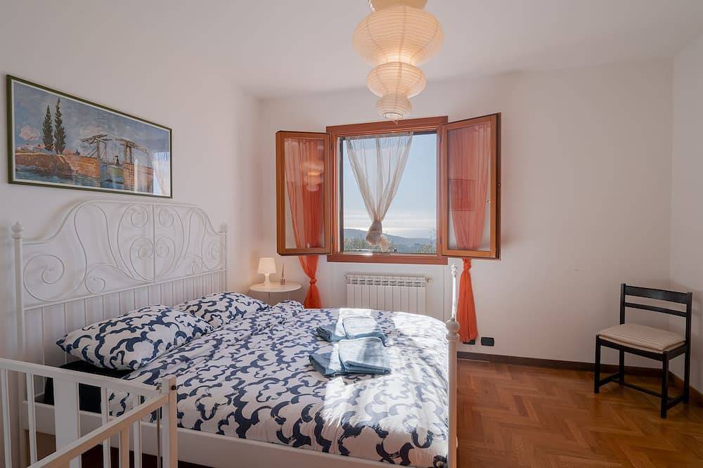 Casa Perlei  in Montegrazie, Imperia