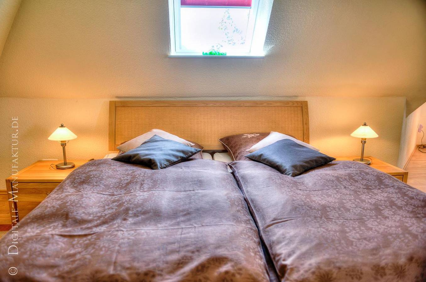 Ganze Wohnung, Das "Turmzimmer". Schönes 1-Zimmer-Appartement in Büsumer Deichhausen in Büsumer Deichhausen, Dithmarschen