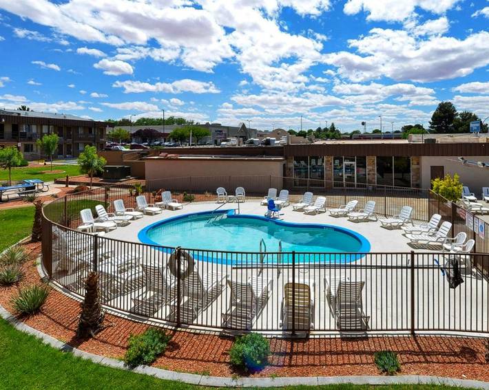 Hôtel pour 2 personnes, avec piscine et jardin