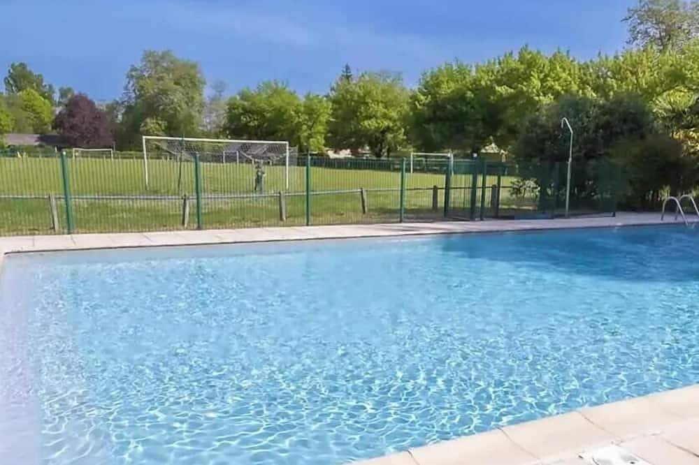 Zecamping 3 étoiles piscine chiens acceptés locatif 2 pers in Lestelle-Bétharram, Béarn