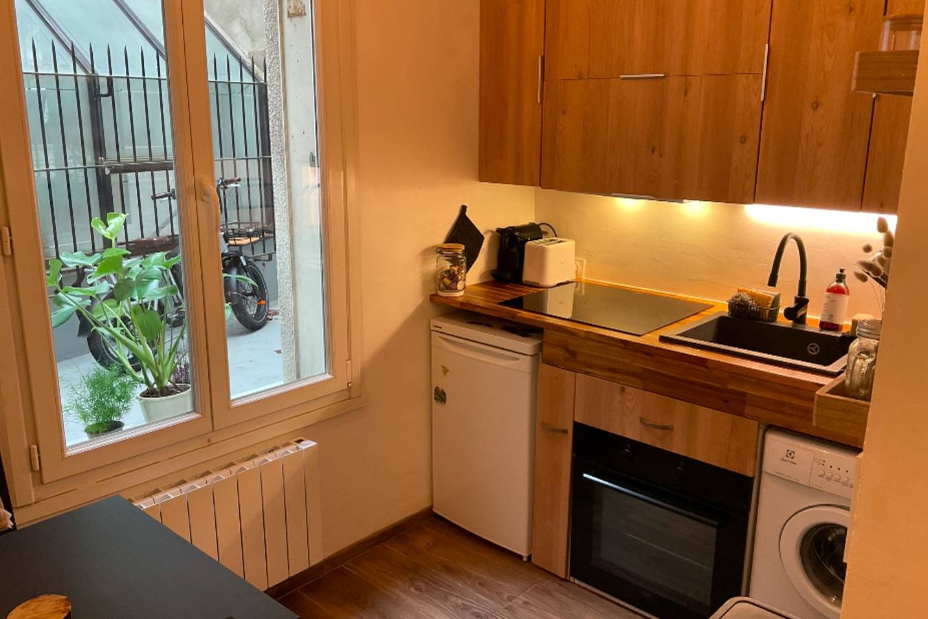 Studio entier, Cocon douillet proche du Parc Montsouris in Paris 13e Arrondissement, Paris