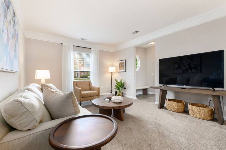 Vacation rental for 4 people, with terrace and pool in Columbus