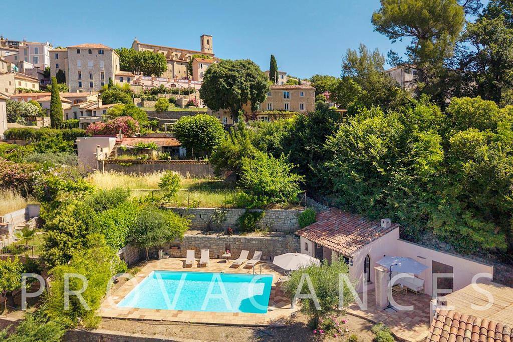 Holiday home with pool in Fayence in Fayenza, Region de Draguignan