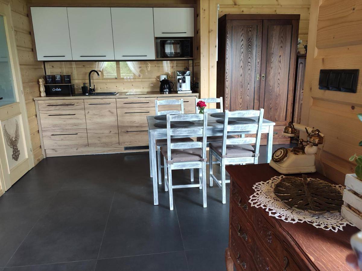 Two-Bedroom Chalet in Tylicz, Karpaty (Polska)