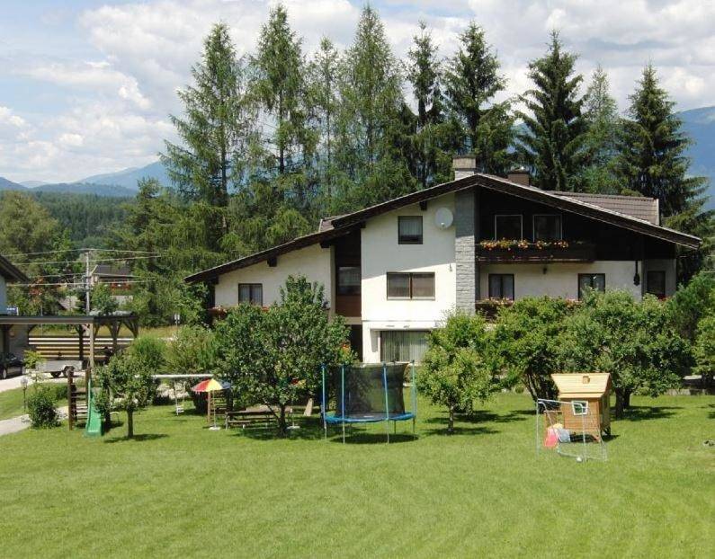 Double Room with Balcony in Pohorje, Finkenstein am Faaker See