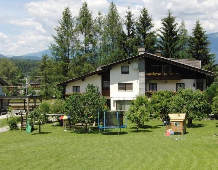 BnB für 5 Personen, mit Balkon und Terrasse sowie Garten in Faak am See