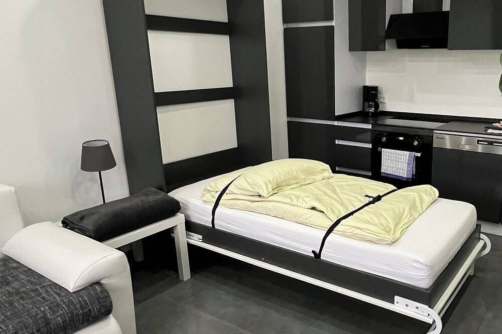 Ganze Wohnung, 2 Zimmer Apartment an der Stadt Grenze Berlins in Mahlow, Blankenfelde-Mahlow