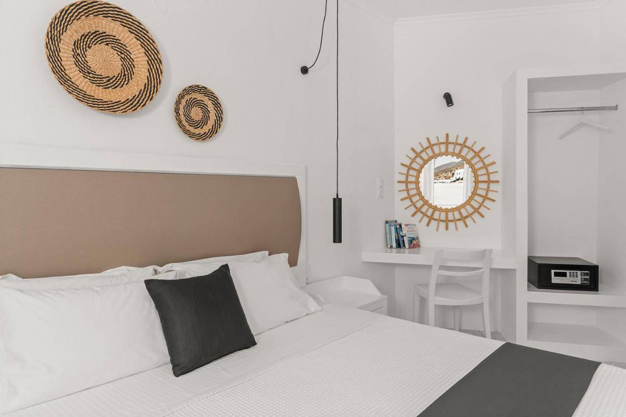 Sunrise Paros by Mr and Mrs White in Náoussa, Paros