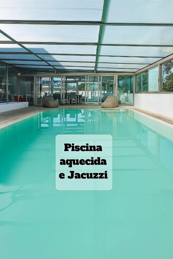 Alojamiento y desayuno para 4 personas, con piscina además de jardín y vistas - 1