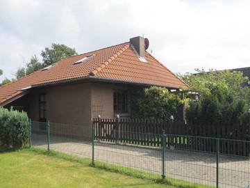 Ferienhaus für 7 Personen, mit Garten und Terrasse, kinderfreundlich in Butjadingen