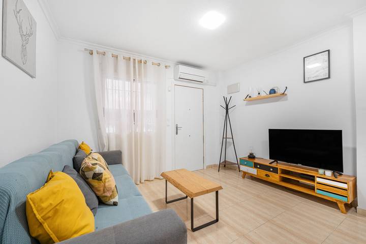 Lägenhet för 6 Personer, med balkong i Torrevieja