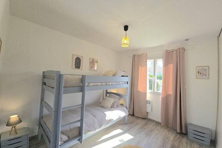 Gîte pour 6 personnes, avec jardin à Sainte-Sabine-Born - 4