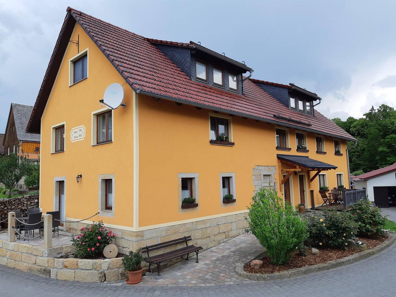 Ganze Ferienwohnung, Ferienhof Leuner Sandro - Ferienwohnung "Bockstein", 2 Schlafräume in Porschdorf, Bad Schandau