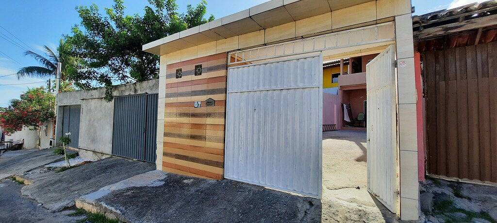 Spacious 3-bedroom house near Itacimirim beach and Praia do Forte in Barra de Pojuca, Camaçari