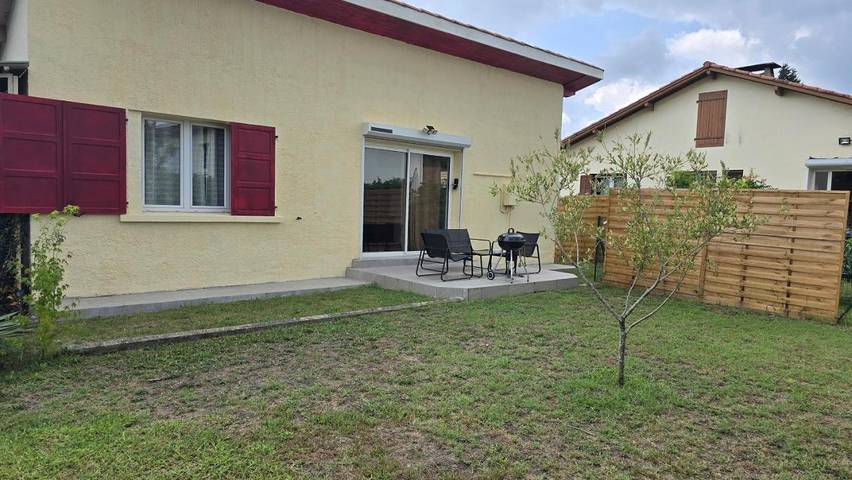 Maison de vacances pour 5 personnes, avec terrasse et jardin, animaux acceptés