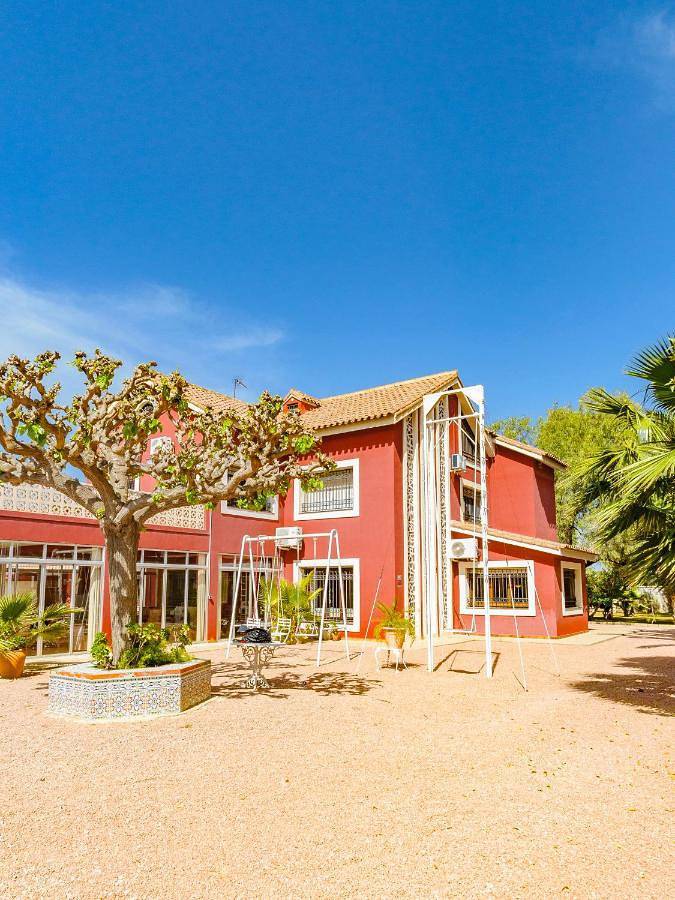Villa in El Barrio, Alicante