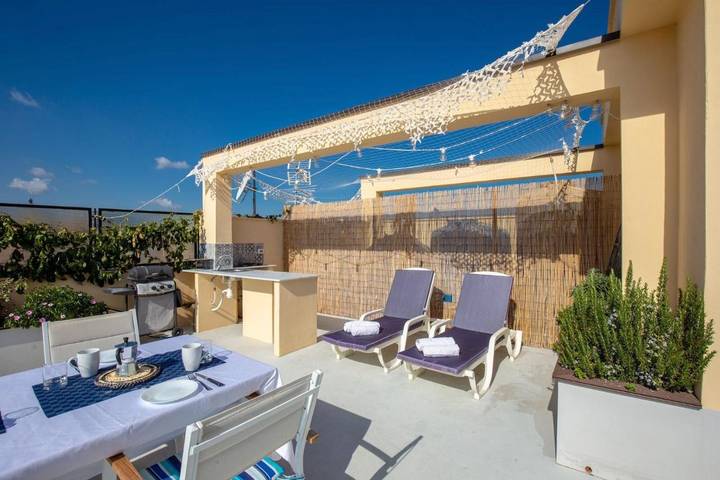Location de vacances pour 2 personnes, avec vue et terrasse, animaux acceptés à Santa Flavia - 4