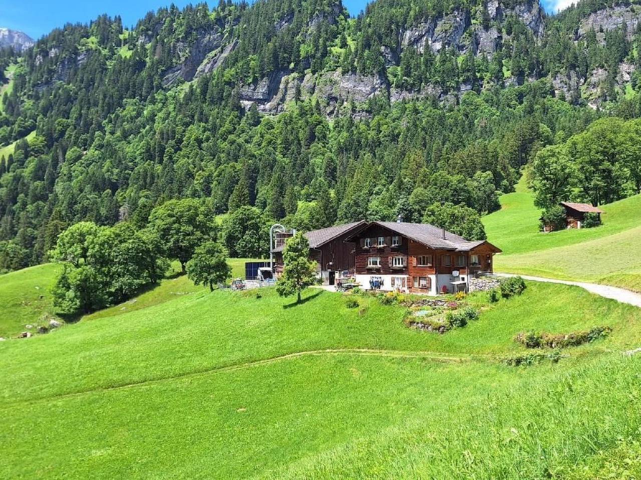 Ganze Wohnung, Tschudiberg in Glarus Süd, Kanton Glarus