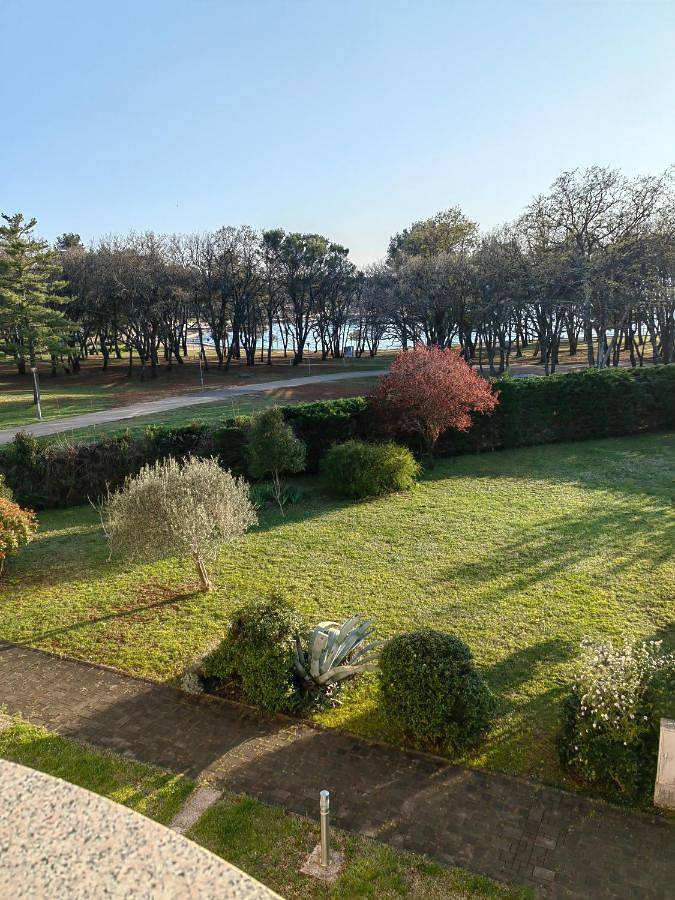 Ferienwohnung für 4 Personen, mit Balkon und Terrasse sowie Garten in Katoro