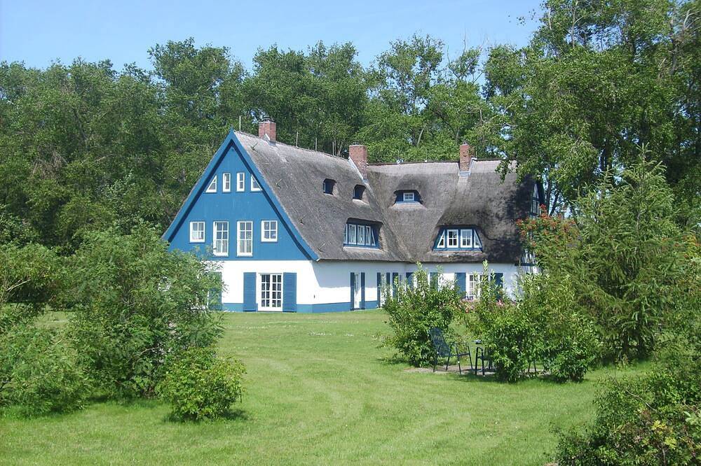 Ganze Wohnung, Ferien unter dem Reetdach - Wohnung 1 in Altenkirchen, Rügen