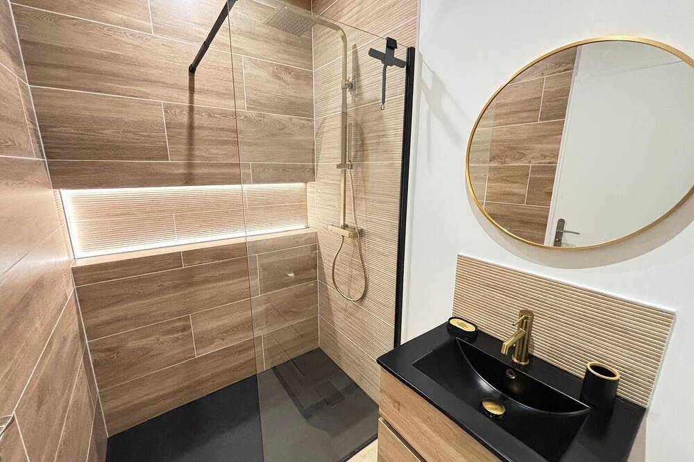 Apartamento entero, Le Bois d'Ebène un séjour chic et agréable in Roanne, Región de Roanne