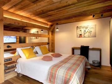 Holiday Rental for 14 People in Mont-de-Lans, Isère, Photo 2