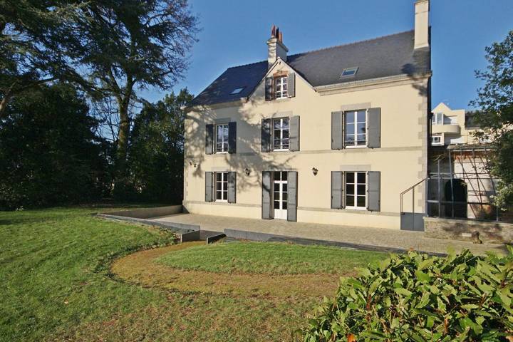 Villa pour 15 personnes, avec jacuzzi ainsi que jardin et terrasse, animaux acceptés dans le Morbihan - 2