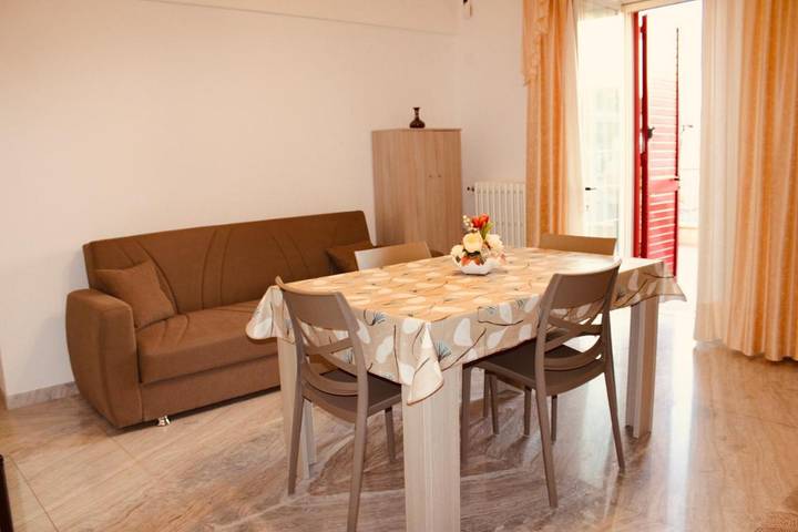 Location de vacances pour 5 personnes, avec jardin et vue, adapté aux familles à Antonelli - 2